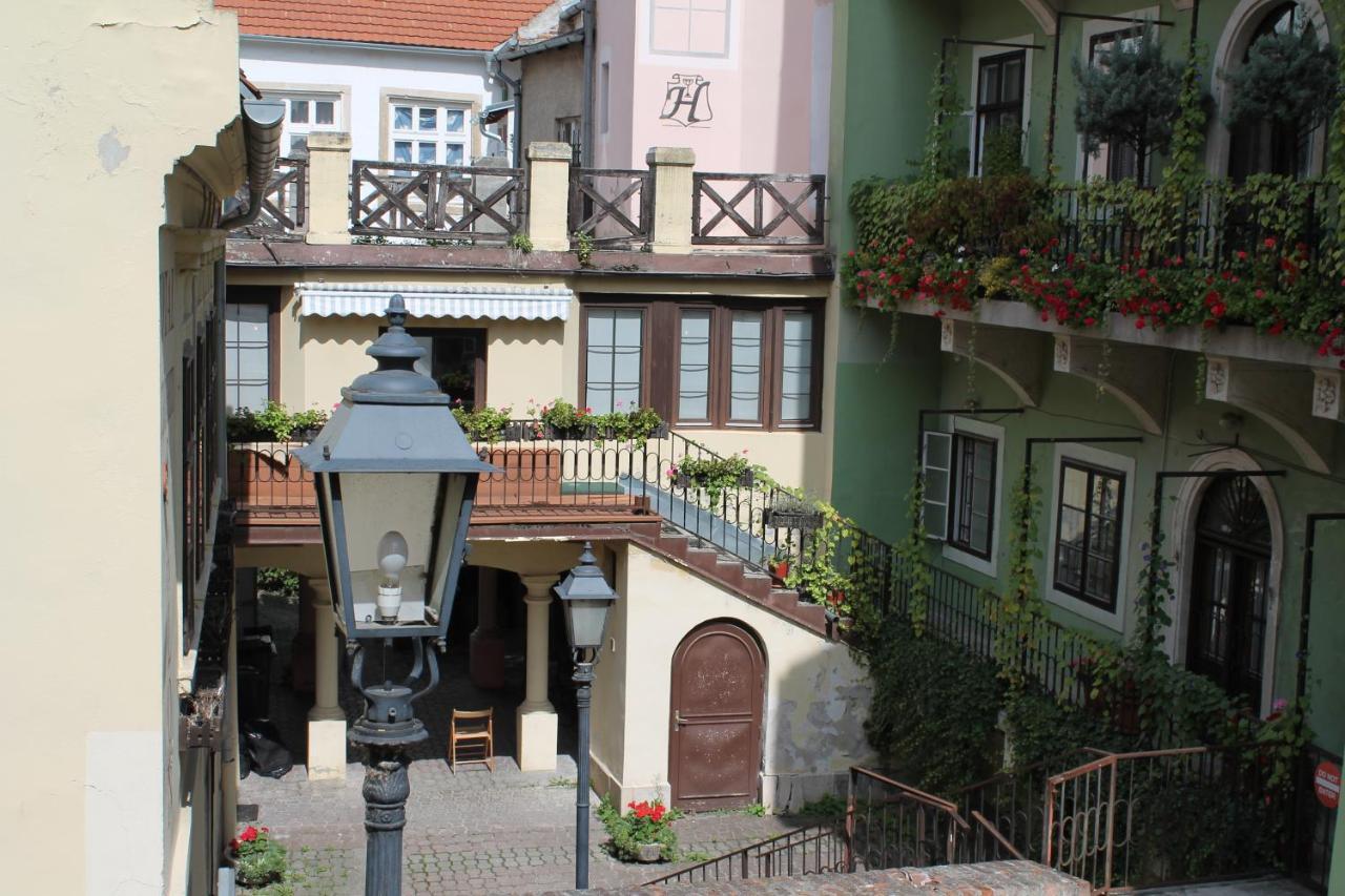 Zwinger Apartman Ödenburg Exterior foto
